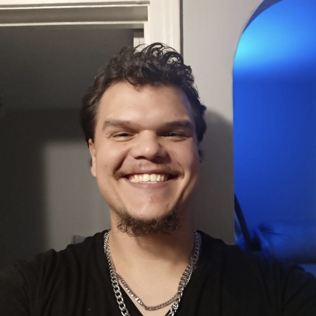 Joshua Gomez 714409